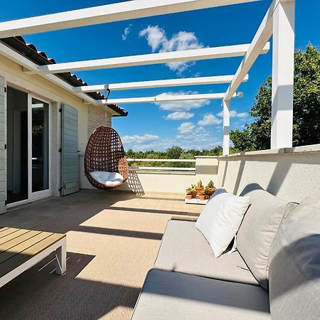 Luxury Villa In Istria - 9,000 Sqm Private Estate With Pool & Sauna, 15 Min To Sea, Near Fazana, 3 Bedrooms Juršići Extérieur photo