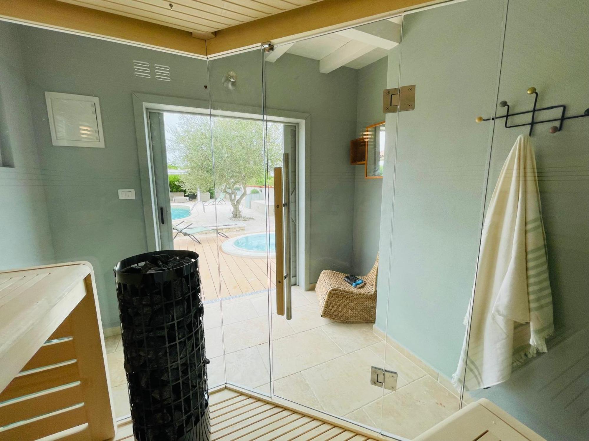 Luxury Villa In Istria - 9,000 Sqm Private Estate With Pool & Sauna, 15 Min To Sea, Near Fazana, 3 Bedrooms Juršići Extérieur photo