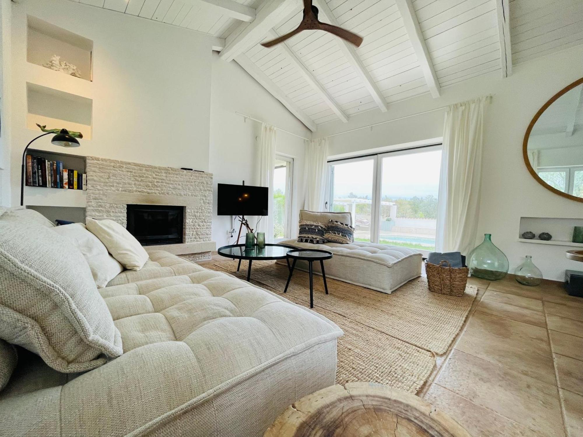 Luxury Villa In Istria - 9,000 Sqm Private Estate With Pool & Sauna, 15 Min To Sea, Near Fazana, 3 Bedrooms Juršići Extérieur photo