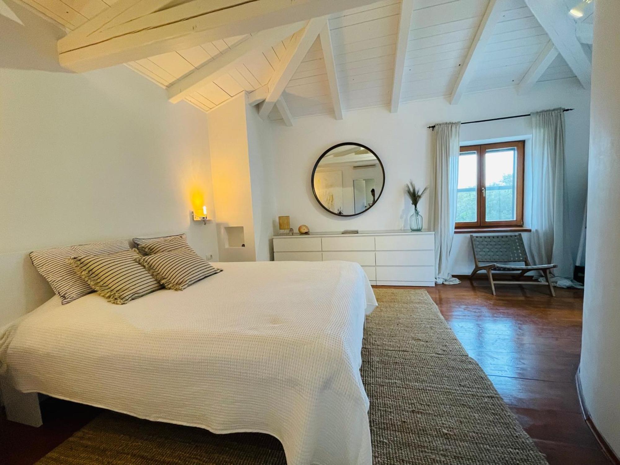 Luxury Villa In Istria - 9,000 Sqm Private Estate With Pool & Sauna, 15 Min To Sea, Near Fazana, 3 Bedrooms Juršići Extérieur photo
